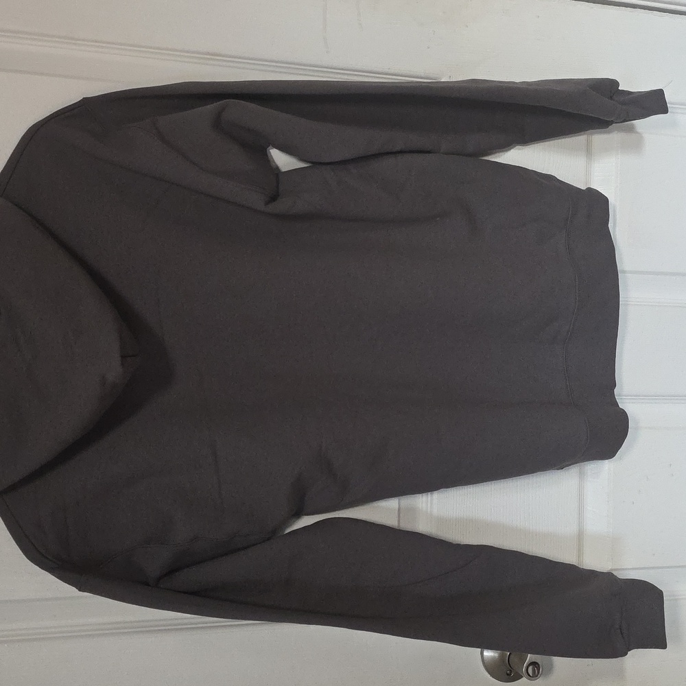 BRAND NEW HOODIE. - Picture 3 of 4